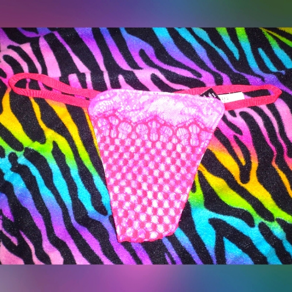 Victoria's Secret v string